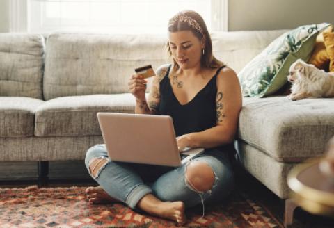 woman shopping online